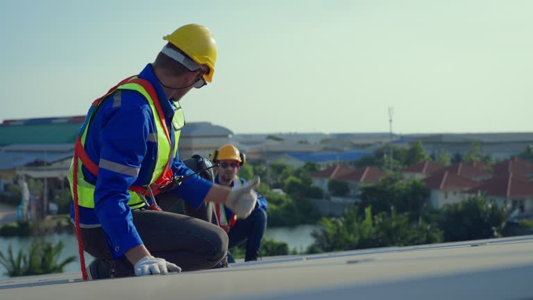 Best Tile Roofing Installation  in Lindenhurst, IL